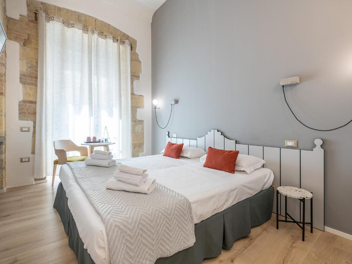 Orma Design Rooms Cagliari Eksteriør billede