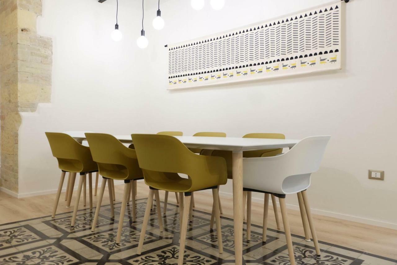 Orma Design Rooms Cagliari Eksteriør billede