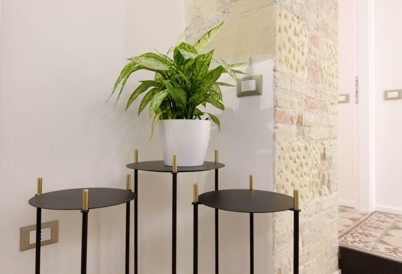 Orma Design Rooms Cagliari Eksteriør billede